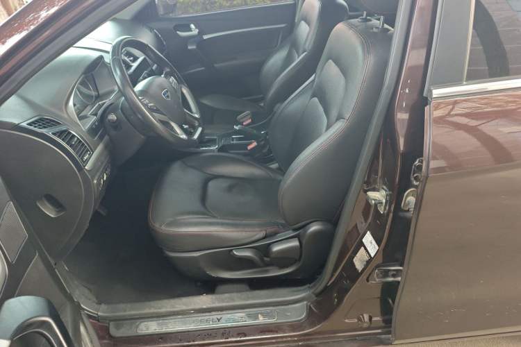 Used Geely Auto Emgrand 2015 Sedan 1.5L CVT Upward Version