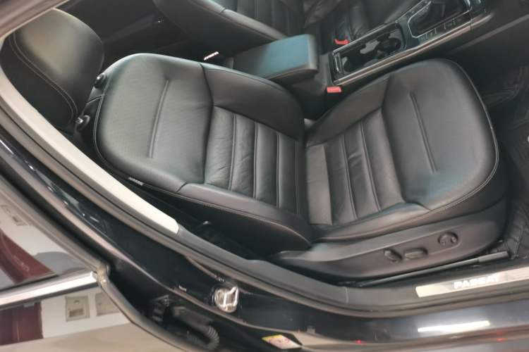 Used Volkswagen Passat 2016 330TSI DSG Prestige Edition
