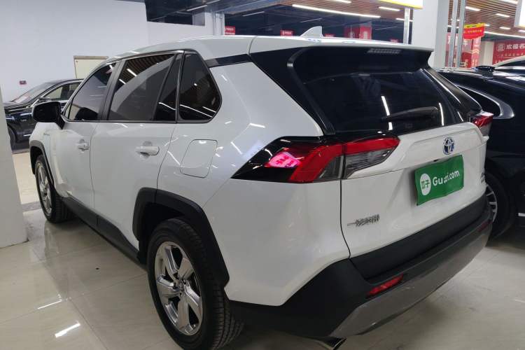 Used Toyota RAV4 2021 Dual-Engine 2.5L E-CVT Two-Wheel Drive Elite Edition
