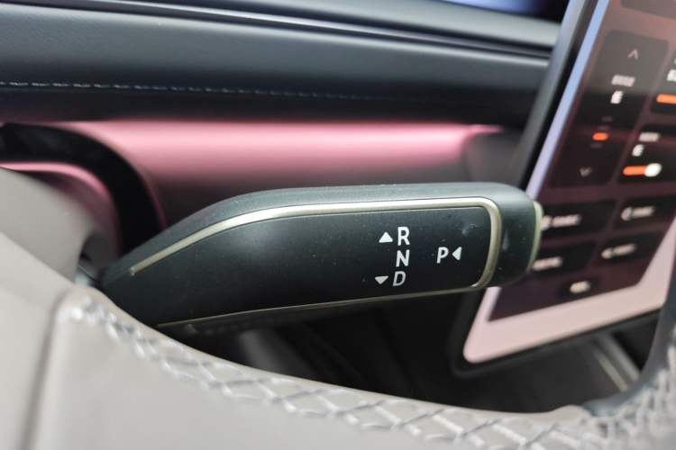 Used Nio ES8 2026 Model 6-seat Executive Luxury Edition
