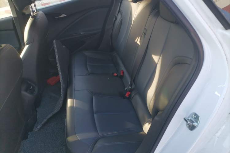 Used Buick Velite 6 2023 430km Range Commuter Version
