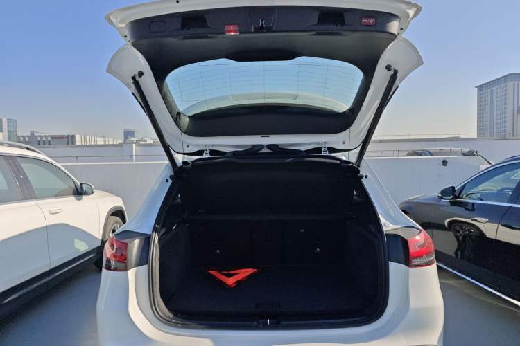 Used Mercedes-Benz GLA 2023 GLA 220
