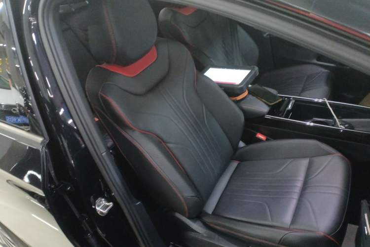 Used Volkswagen ID.4 X 2023 Ultra-Intelligent Long-Range Version
