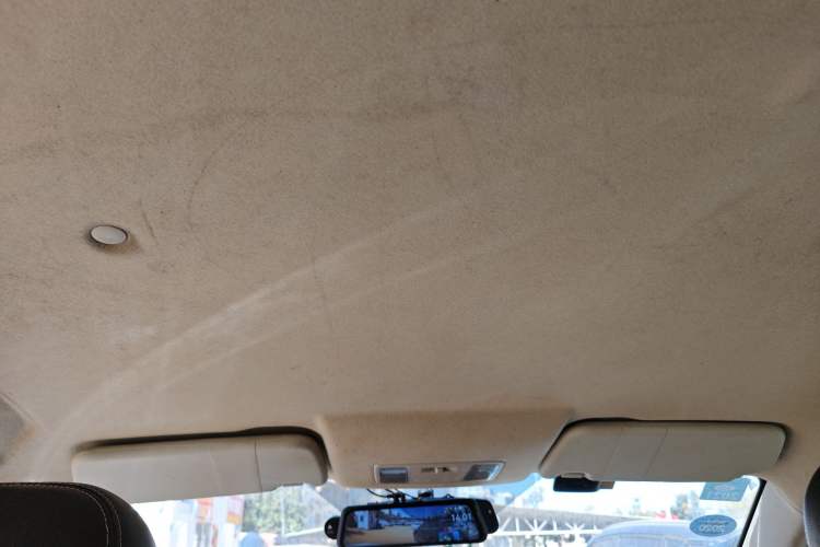 Used Dongfeng Fengon S560 2018 1.8L Manual Urban Model 7 Seats