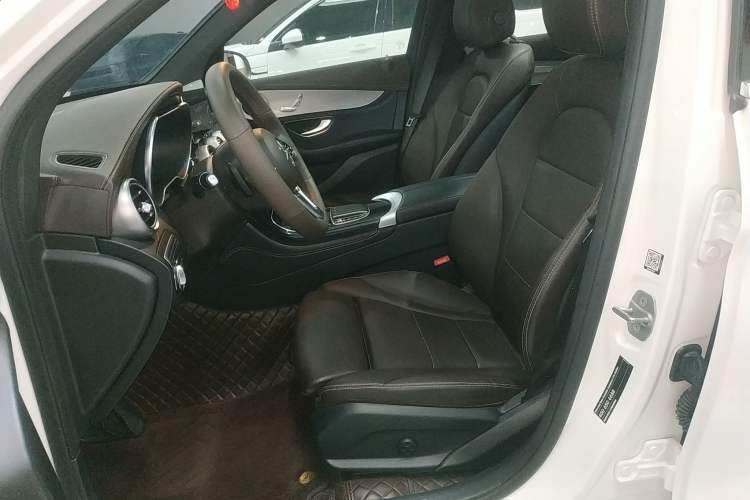 Used Mercedes-Benz GLC 2020 Facelifted GLC 260 L 4MATIC Dynamic Edition