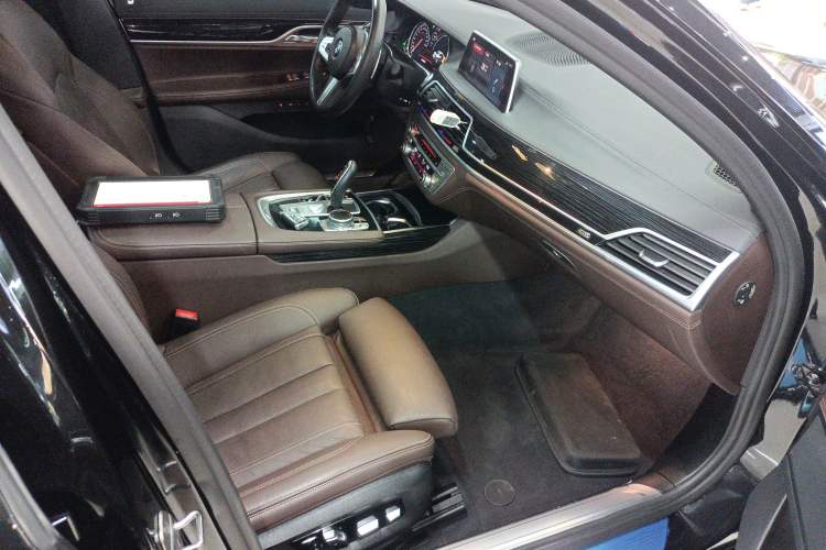 Used BMW 7 Series 2018 730Li Leading Model M Sport Package