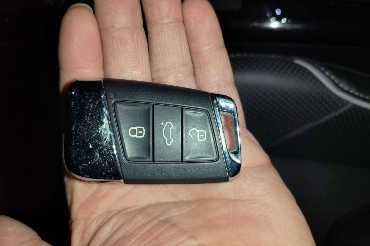 Used Volkswagen Passat 2023 Facelift 330TSI Luxury Edition
