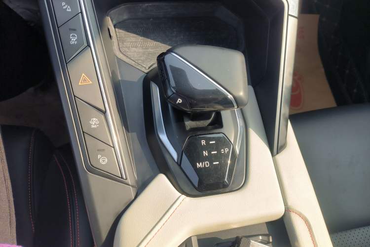 Used Lynk & Co 06 2020 1.5T YAO Halo