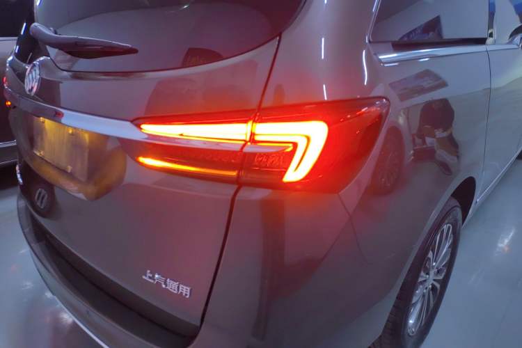 Used Buick GL8 2022 Land Business Class 652T Luxury Model
