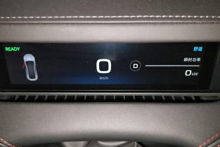 Used  SU7 2024 Rear-Drive Ultra-Long Range Advanced Pro-Level Intelligent Driving Version
