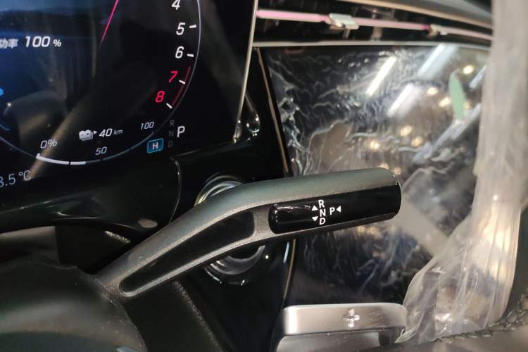 Used Mercedes-Benz E-Class New Energy 2024 E 350 e L Plug-in Hybrid Sedan