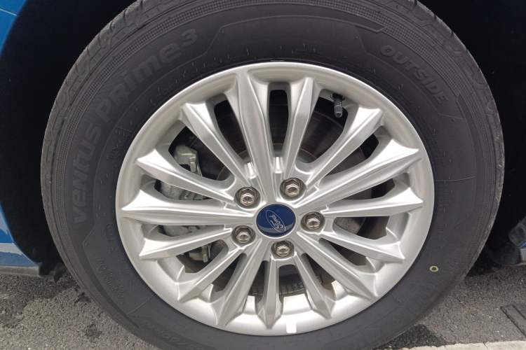 Used Ford Focus 2021 Sedan EcoBoost 180 Automatic Trendy Model
