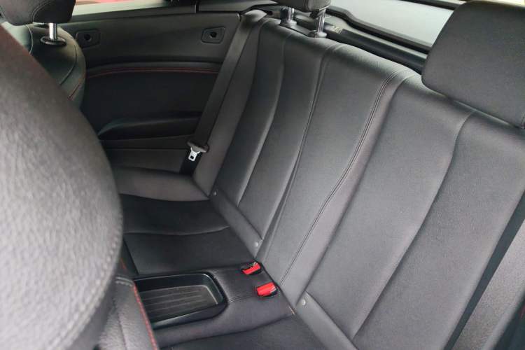 Used BMW 2 Series 2018 220i Convertible Coupe Sports Design Package
