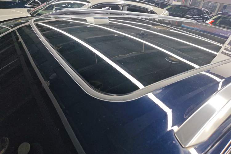 Used Buick Envision 2022 Encore Plus 552T Five-Seat Luxury Model
