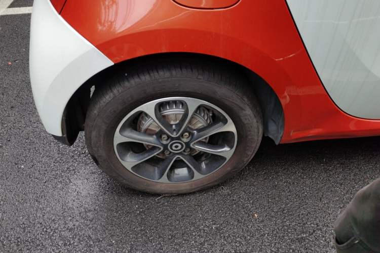 Used  forfour 2016 1.0L 52 kW Passion Edition
