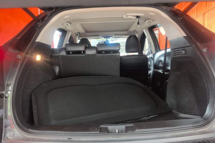 Used Honda Vezel 2017 1.8L CVT Front-Wheel Drive Pioneer Edition
