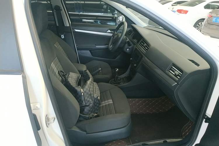 Used Volkswagen Lavida 2019 Lavida Start 1.5L Manual Fashion Edition China VI Standard
