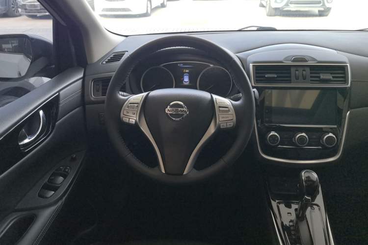 Used Nissan Tiida 2021 1.6L CVT Smart Drive Edition
