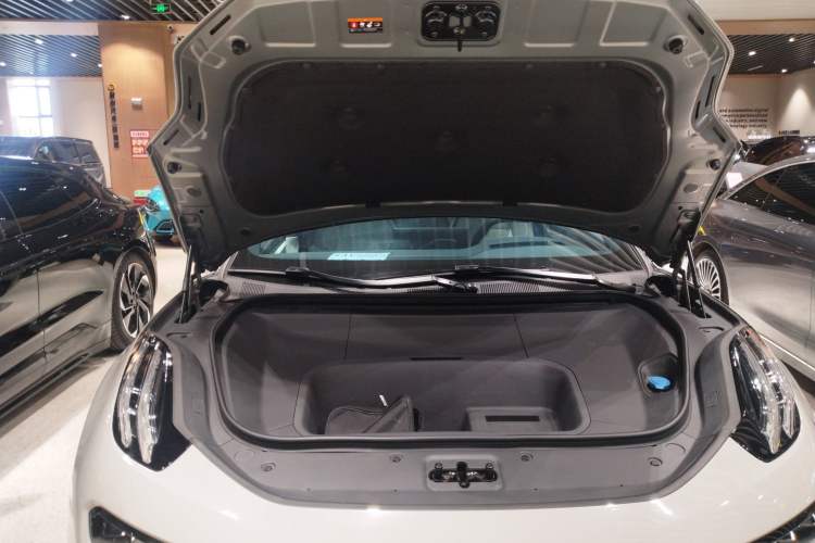 Used Zeekr 001 2024 ME Edition 100 kWh All-Wheel Drive
