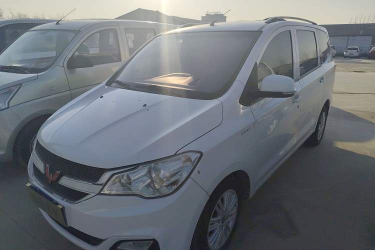 Used Wuling Hongguang 2015 1.5L S1 Standard China V-Emission Standards