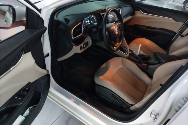 Used Buick GT 2017 15N Automatic Elite Version