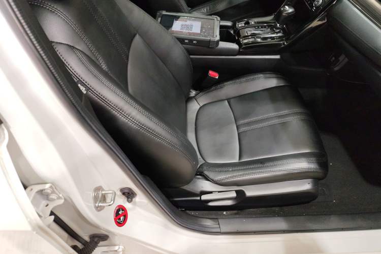 Used Honda Civic 2021 HATCHBACK 220TURBO CVT Trendy Cool Edition
