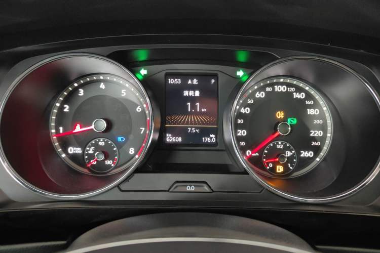 Used Volkswagen Tiguan L 2019 330TSI Automatic Two-Wheel Drive Panoramic Comfort Edition China VI Standard
