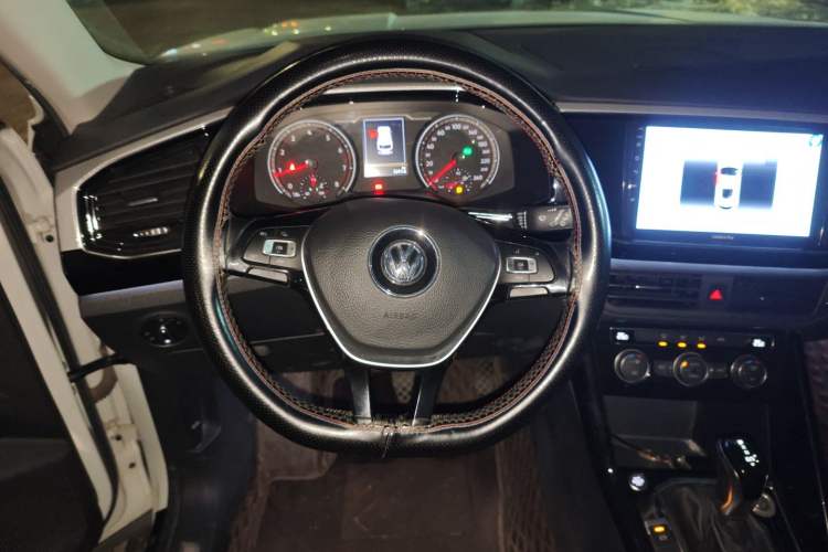 Used Volkswagen Tayron 2019 330TSI Two-Wheel Drive Luxury Model China VI Standard
