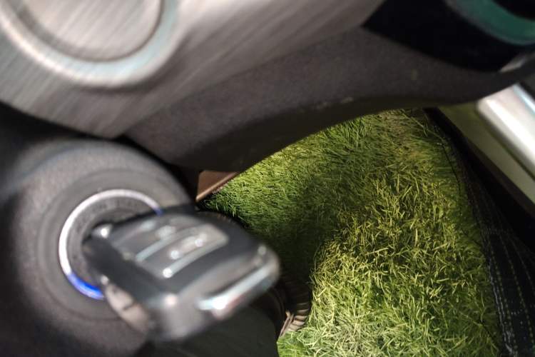 Used Geely Auto Vision X3 2017 1.5L Manual Elite Model
