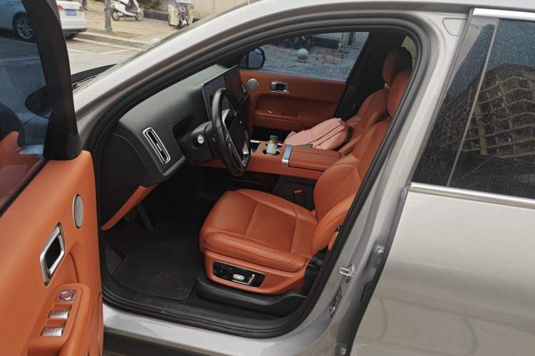 Used Li Auto L8 2023 Air model