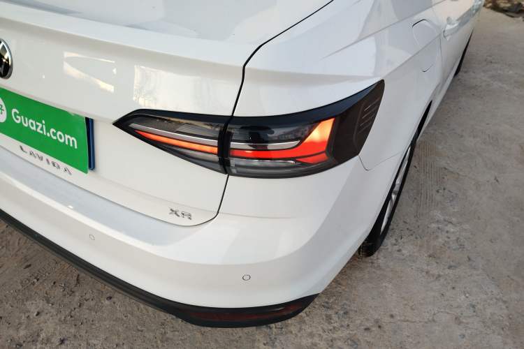 Used Volkswagen Lavida 2023 New Sharp 1.5L Automatic Excellent New Edition