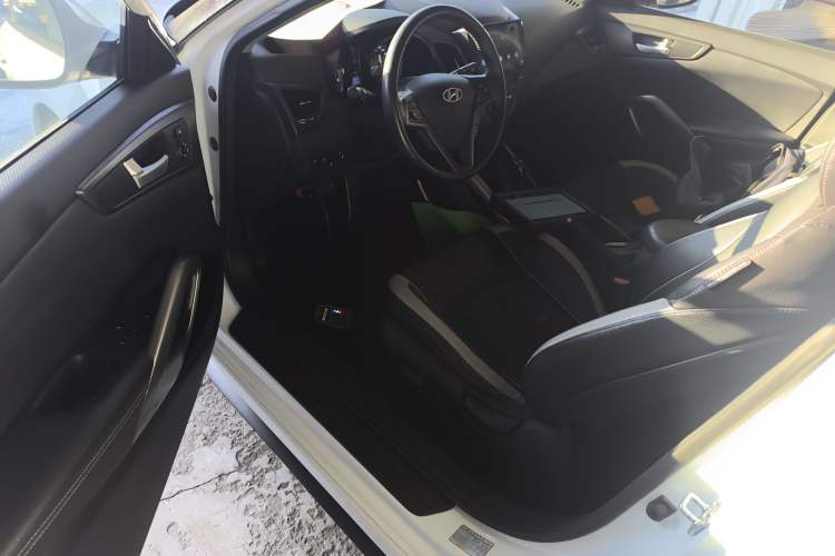 Used Hyundai Veloster 2012 1.6T Automatic Luxury Edition