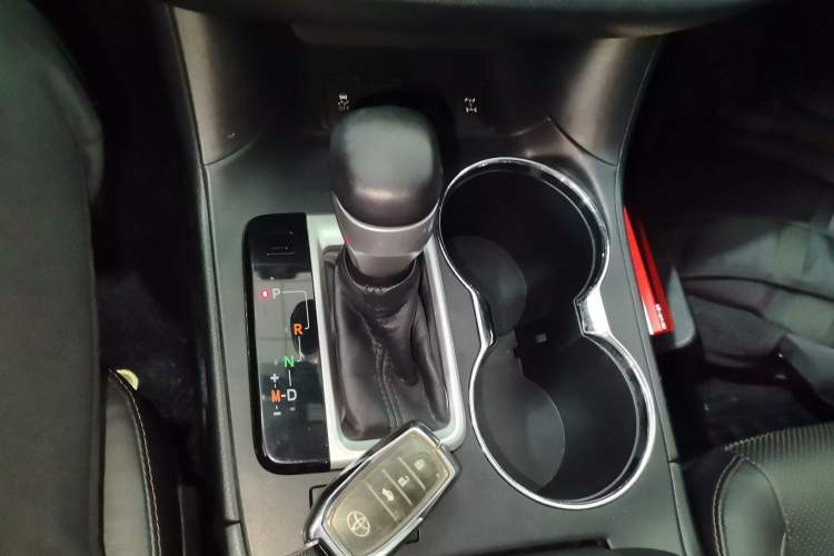 Used Toyota Highlander 2015 2.0T Four-Wheel Drive Luxury Edition 7-Seater
