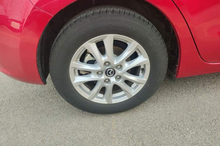 Used Mazda Mazda 3 Axela 2017 Hatchback 1.5L Automatic Luxury Model Emission Standard China V
