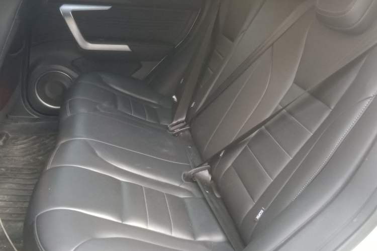 Used Wey VV5 2021 1.5T Two-Wheel Drive Color Pioneer
