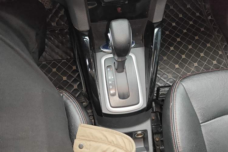 Used Ford EcoSport 2013 1.5L Automatic Fashion Model
