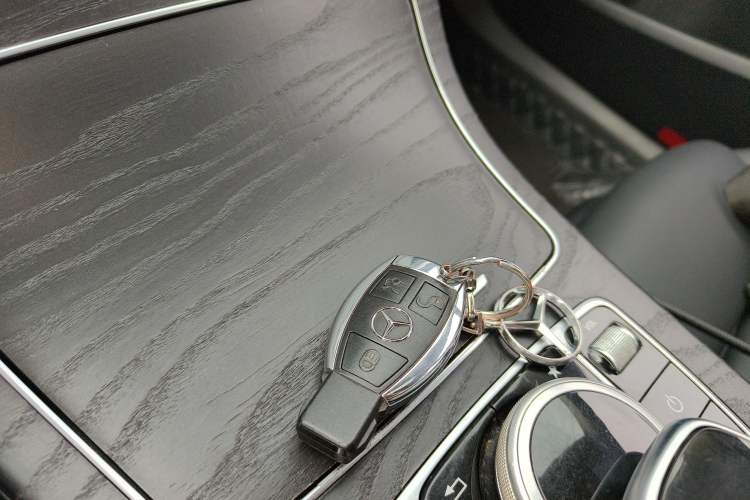 Used Mercedes-Benz C-Class 2017 Restyled C 180 L Fashion Edition Sport Version
