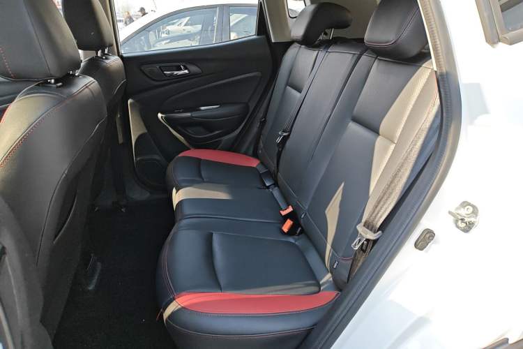 Used Changan CS15 2016 1.5L Manual Fashion Edition