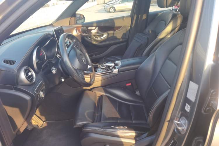 Used Mercedes-Benz GLC 2017 GLC 260 4MATIC Dynamic Edition