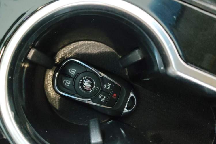 Used Buick GL8 2023 ES Lu Zun Deluxe Model