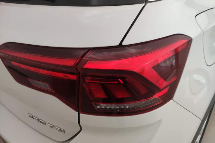 Used Volkswagen T-ROC 2020 230TSI DSG Two-Wheel Drive Advanced Version
