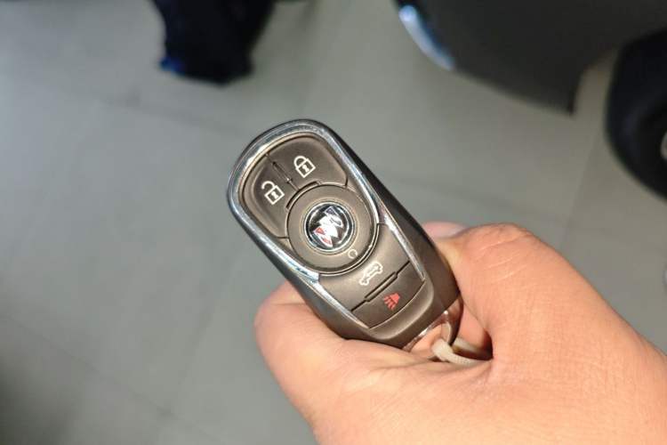 Used Buick GL8 2023 Land Executive Class Smart Enjoyment Model
