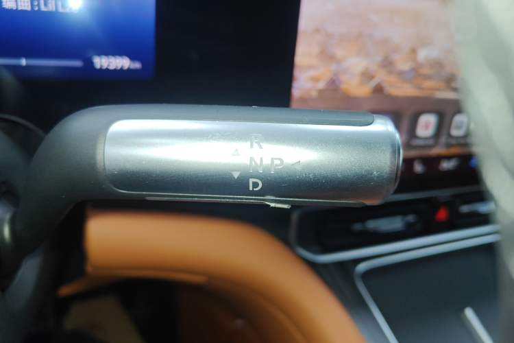 Used Hima AITO M9 2024 Range-Extended Ultra Version 52 kWh 6-Seater Model
