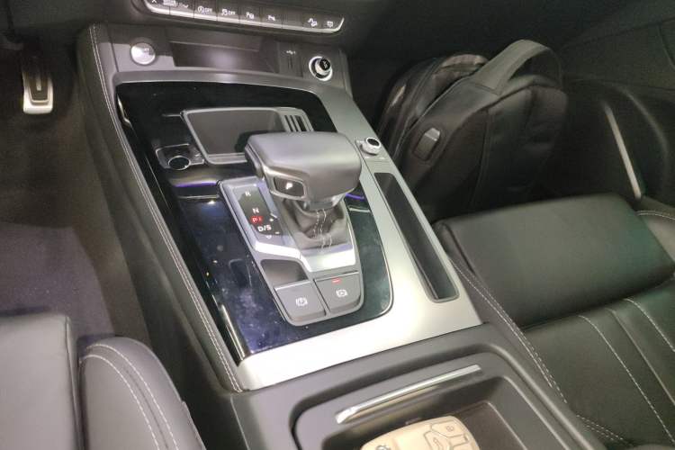 Used Audi Q5L Sportback 2023 40 TFSI Fashion Model
