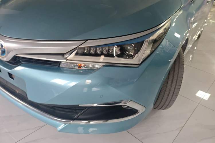 Used Toyota Corolla 2017 Revised Dual-Engine 1.8L E-CVT Elite Edition
