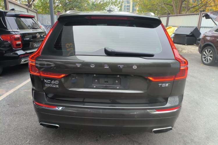 Used Volvo XC60 2019 T5 4x4 Zhiya Luxury Edition China V Standard
