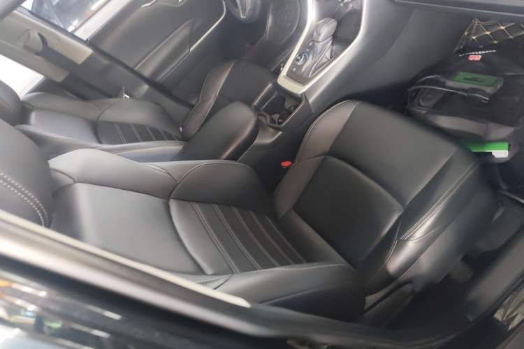 Used Toyota Wildlander 2020 Dual-Motor 2.5L E-CVT Four-Wheel Drive Luxury Edition