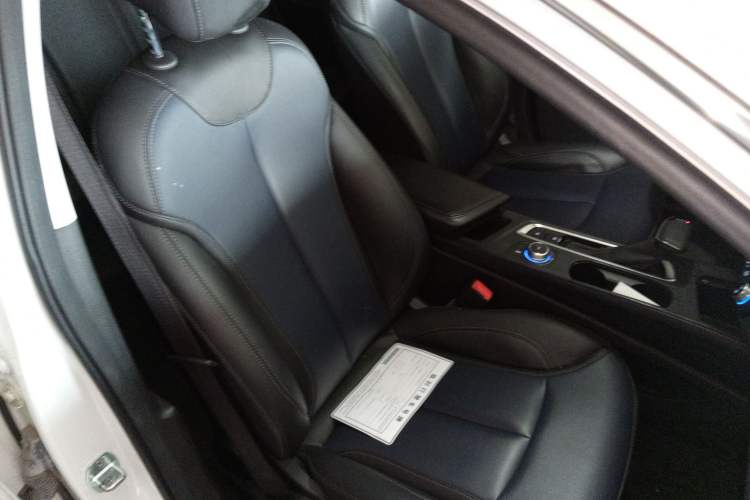 Used Buick Velite 6 2022 Connected & Shared PLUS