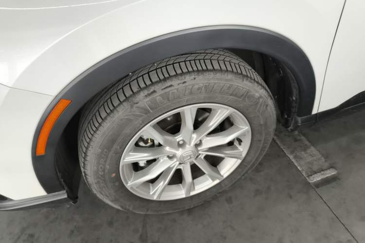 Used Honda CR-V 2023 240TURBO Two-Wheel Drive Deluxe Edition 7 Seats