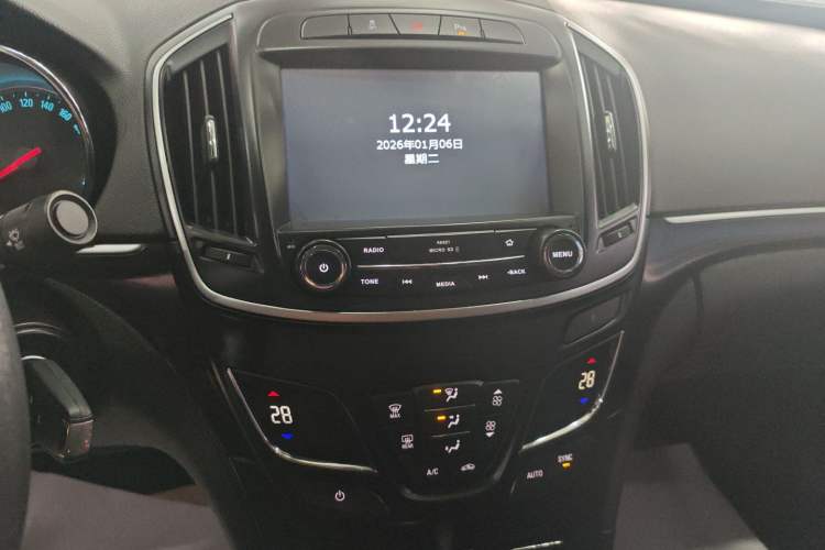 Used Buick Regal 2015 1.6T Leading Technology Model
